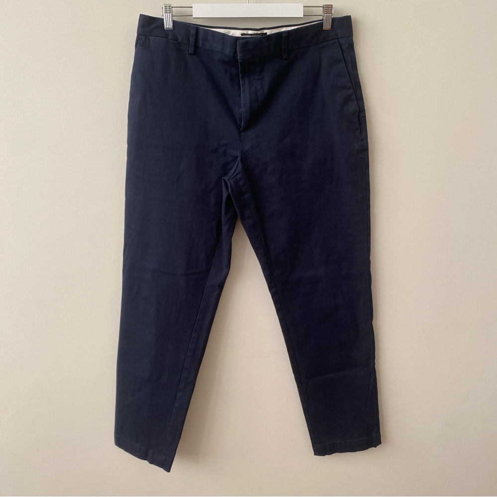 Banana Republic Mason Athletic Tapered Fit Navy Chinos Men’s Size 36x32